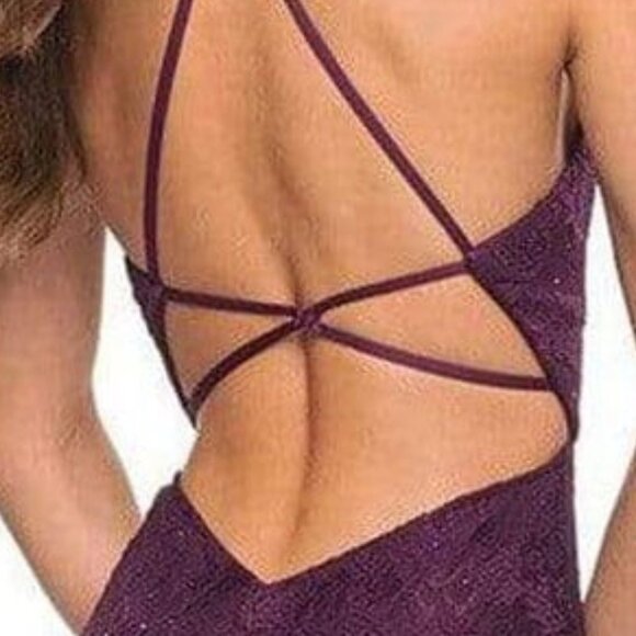 NWT La Femme 30442SC Stretch Lace Prom Dress Dark Berry Size 4 - Picture 4 of 9